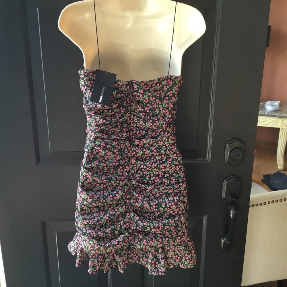 FASHION NOVA ROSEY AFFECTION FLORAL DRESS - Picture 4 of 7